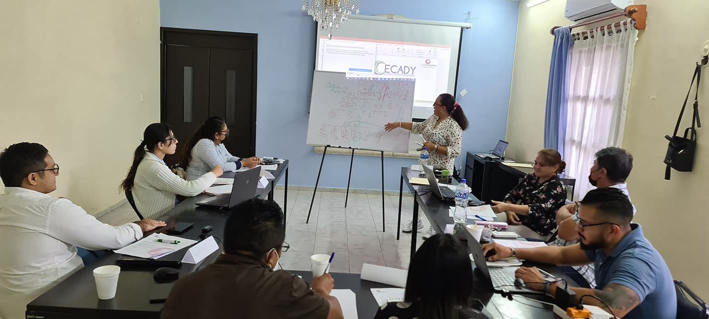 Capacitación EC076 CECADY